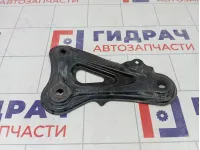 Кронштейн балки передний правый Toyota Corolla 5225702060