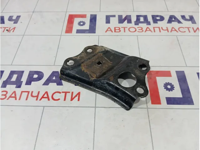 Кронштейн балки передний левый Toyota Corolla 5225602010