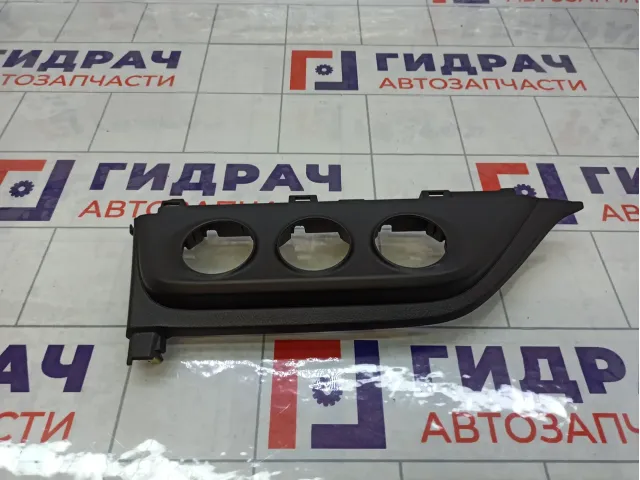 Накладка блока управления климатической установки Toyota Corolla 5540602480C0