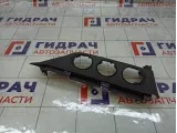 Накладка блока управления климатической установки Toyota Corolla 5540602480C0