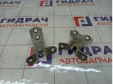 Петли двери передней правой Toyota Corolla