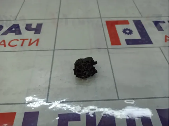 Плафон салонный Toyota Corolla