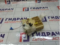 Блок предохранителей Toyota Corolla 8273012X70A