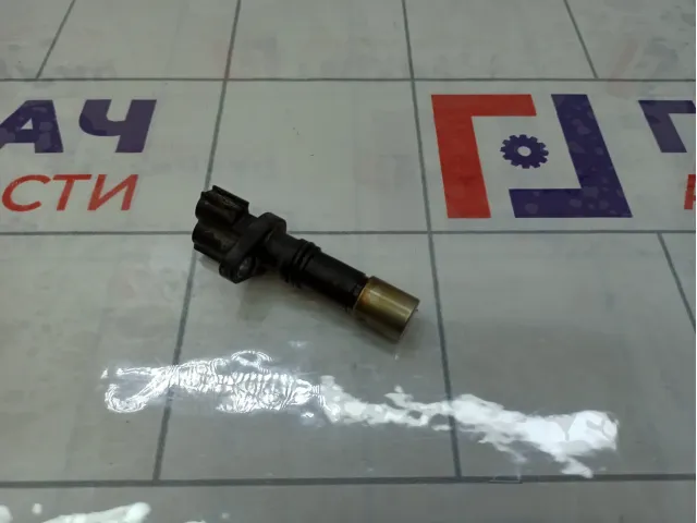 Датчик положения коленвала Toyota Corolla 9091905070
