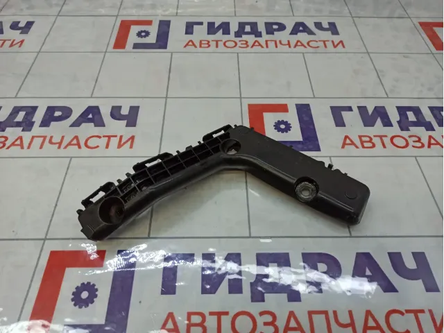 Кронштейн бампера переднего правый Toyota Corolla 5211502250