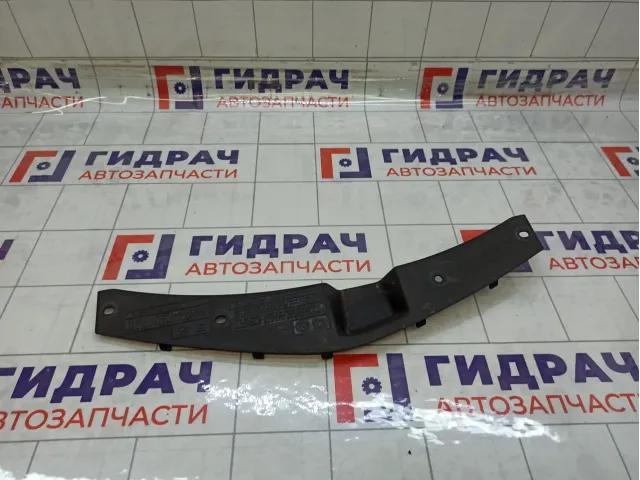 Кожух замка капота Toyota Corolla 5314102080