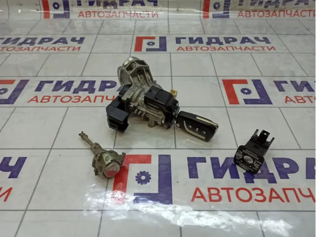 Замок зажигания Toyota Corolla 4502002480