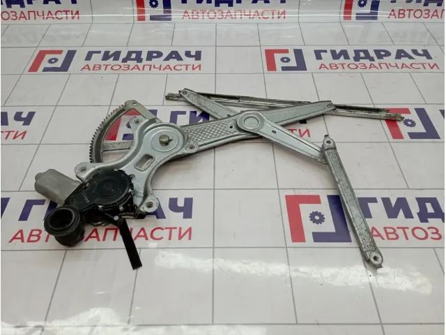 Стеклоподъемник электрический передний правый Toyota Corolla (E120) 69801-12190