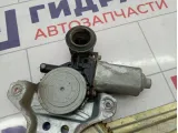 Стеклоподъемник электрический задний левый Toyota Corolla (E120) 69804-12140