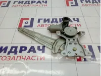 Стеклоподъемник электрический задний правый Toyota Corolla (E120) 69803-12140
