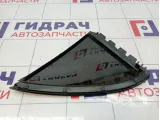 Стекло кузовное глухое левое Toyota Corolla (E120) 68124-12730