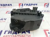 Корпус воздушного фильтра Toyota Corolla (E120) 17700-22120