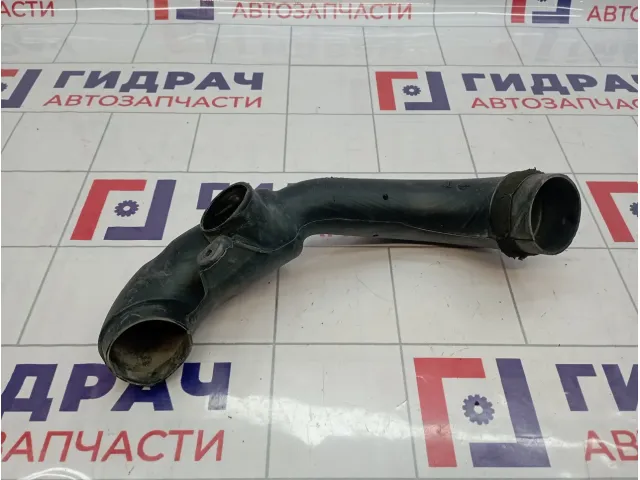 Патрубок воздушного фильтра Toyota Corolla (E120)