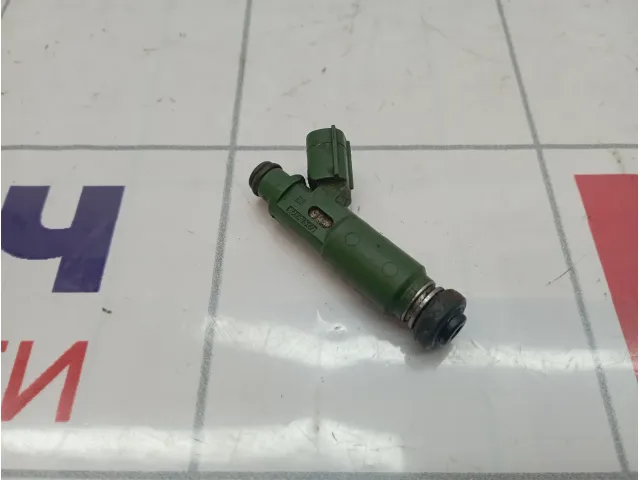 Форсунка инжекторная электрическая Toyota Corolla (E120) 23209-22040