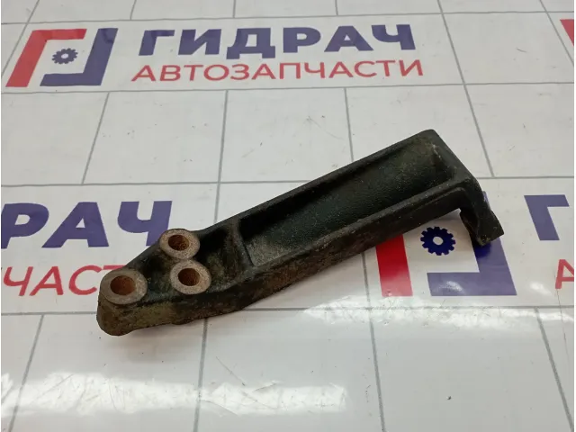 Кронштейн раздаточной коробки Toyota Corolla (E120) 36119-12050