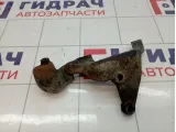 Кронштейн КПП Toyota Corolla (E120) 36118-12030