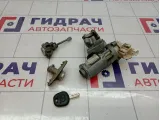 Замок зажигания Toyota Corolla (E120)