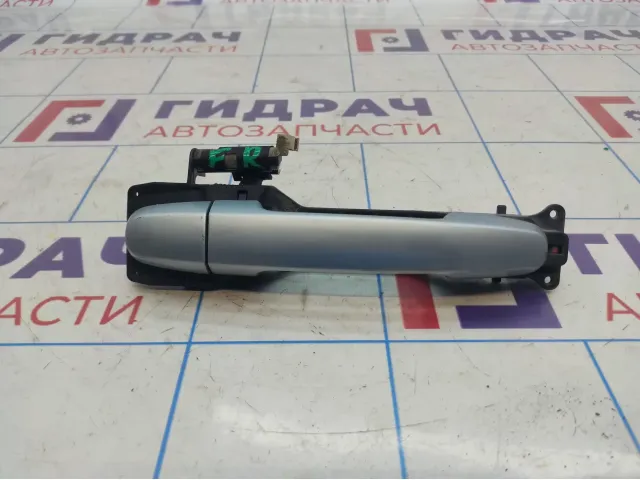 Ручка двери наружная передняя правая Toyota Corolla (E150) 69211-12220-P5
