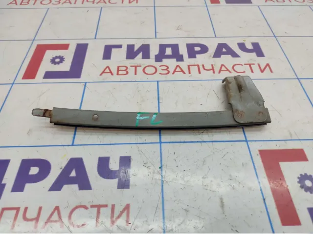 Направляющая стекла передней левой двери Toyota Corolla (E150)