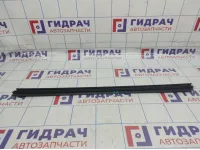 Уплотнитель стекла двери переднего правого Toyota Corolla (E150) 68171-12340