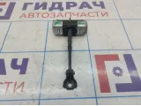 Ограничитель двери передней левой Toyota Corolla (E150) 68610-12200