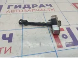 Ограничитель двери передней левой Toyota Corolla (E150) 68610-12200