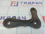 Кронштейн передней балки правый Toyota Corolla (E150) 52257-12010