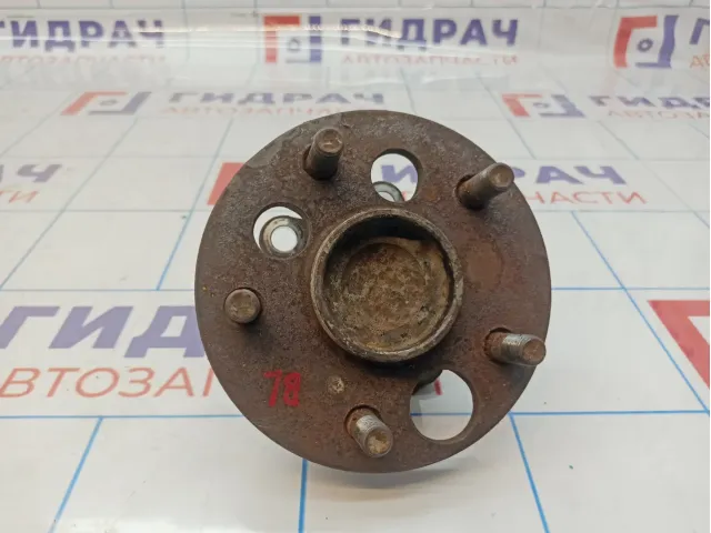 Ступица задняя Toyota Corolla (E150) 42450-12090