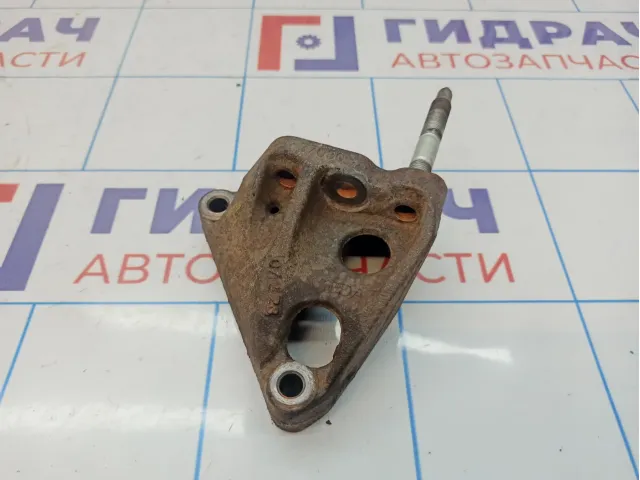 Кронштейн двигателя правый Toyota Corolla (E150) 12315-37030