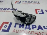 Замок двери задней правой Toyota Corolla (E180) 69050-02390.