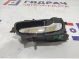 Ручка двери внутренняя передняя правая Toyota Corolla (E180) 69205-0D200-C0. Царапины.