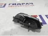 Ручка двери внутренняя передняя правая Toyota Corolla (E180) 69205-0D200-C0. Царапины.