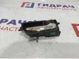 Ручка двери внутренняя задняя правая Toyota Corolla (E180) 69205-0D200-C0. Царапины.