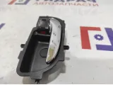 Ручка двери внутренняя задняя правая Toyota Corolla (E180) 69205-0D200-C0. Царапины.