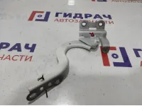 Петля капота правая Toyota Corolla (E180) 53410-02330.