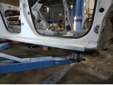 Порог со стойкой правый Toyota Corolla (E180) 61311-02280.