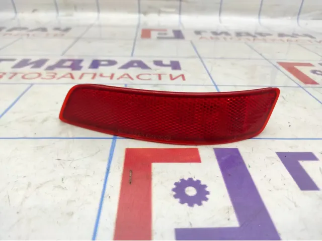 Отражатель бампера задний левый Toyota Corolla (E180) 81920-30040.