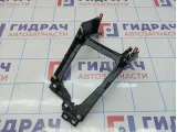 Накладка кулисы КПП Toyota Corolla (E180) 58821-02700-C0.