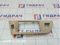 Накладка центральной консоли Toyota Corolla (E180) 55405-02531-C2. Магнитолы. Потертость.