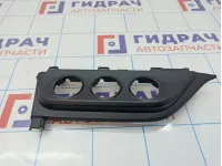 Накладка блока управления отопителем Toyota Corolla (E180) 55406-02480-C0.