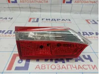 Фонарь задний внутренний левый Toyota Corolla (E180) 81591-02530.