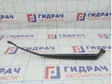 Поводок стеклоочистителя передний правый Toyota Corolla (E180) 85211-02300. Дефект.
