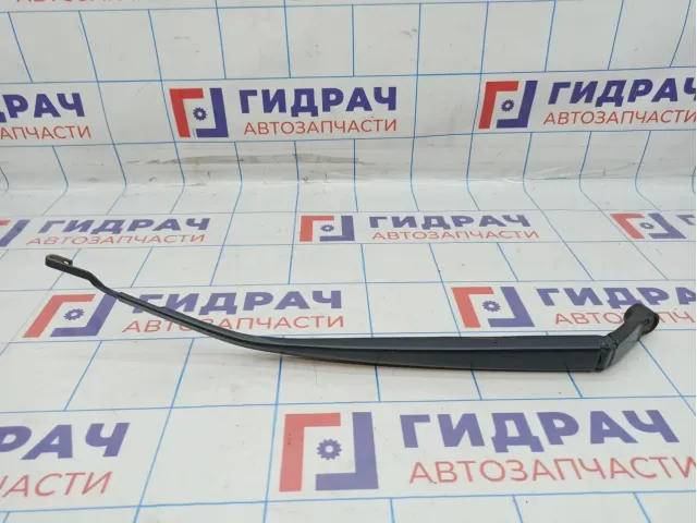 Поводок стеклоочистителя передний правый Toyota Corolla (E180) 85211-02300. Дефект.