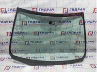 Стекло лобовое Toyota Corolla (E180) . Дефект, аналог Benson.