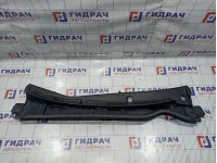 Решетка стеклооч. (планка под лобовое стекло) Toyota Corolla (E180) 55708-02610. Сломаны крепления.