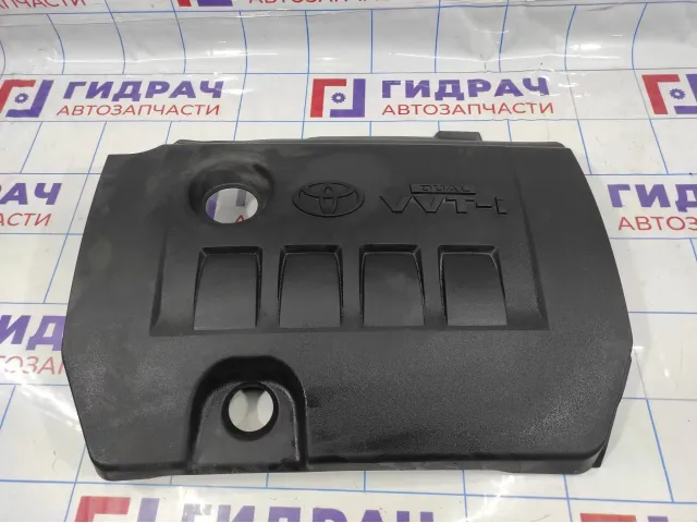 Накладка на двигатель Toyota Corolla (E180) 1121237010. Дефект.