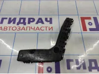 Кронштейн переднего бампера правый Toyota Corolla (E180) 5211502250.