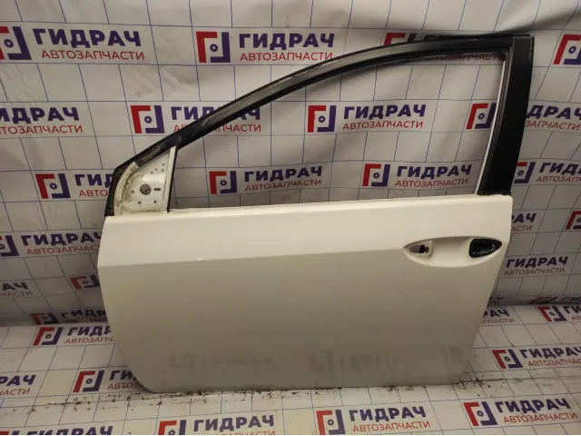 Дверь передняя левая Toyota Corolla (E180) .