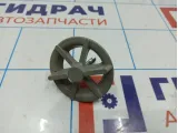 Болт крепления запасного колеса Toyota Corolla (E180) 51931-02040.