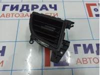 Дефлектор воздушный в торпедо левый Toyota Corolla (E180) 55061-02300-C0.